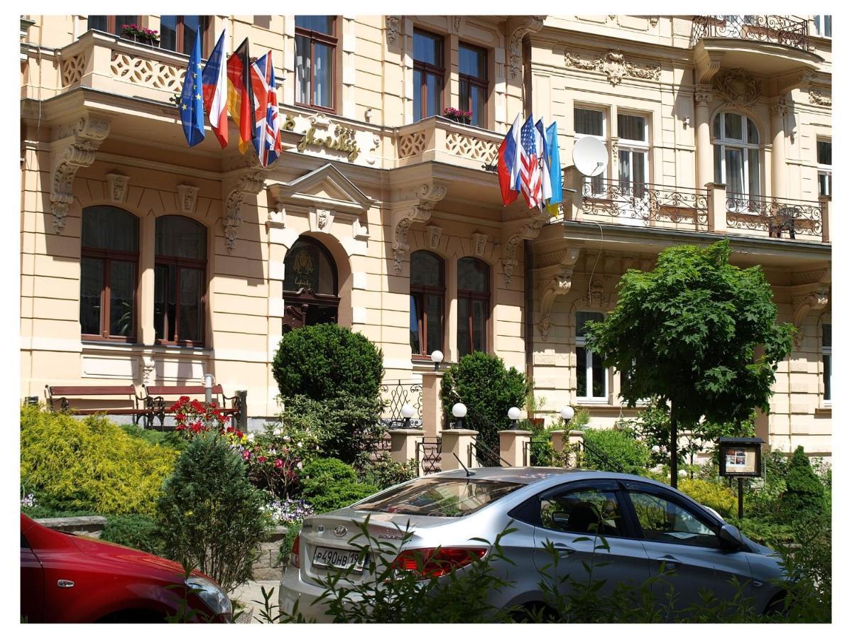 Spa Hotel Cajkovskij Karlovy Vary Bagian luar foto
